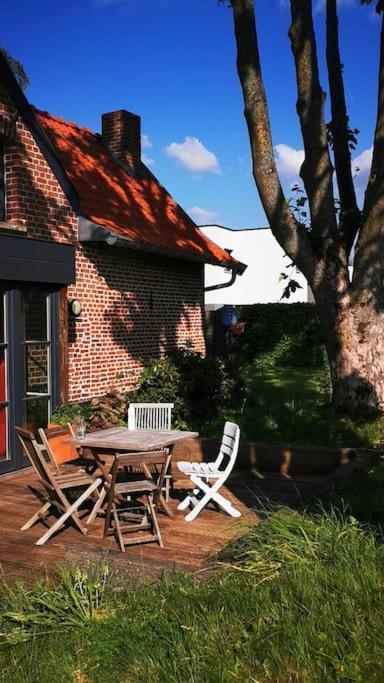 Ferme De Caractere Avec Piscine Et Cheminee Villa Sainghin-en-Melantois Bagian luar foto